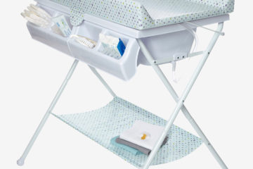 Klapp-Wickeltisch mit Baby-Badewanne weiß bedruckt/sterne von vertbaudet