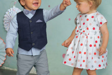 Kurzärmeliges Kleid für Baby Mädchen weiß bedruckt