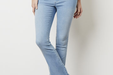 Umstands Flare-Jeans