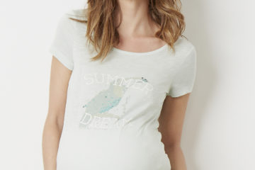 bedrucktes T-Shirt für die Schwangerschaft zartminze